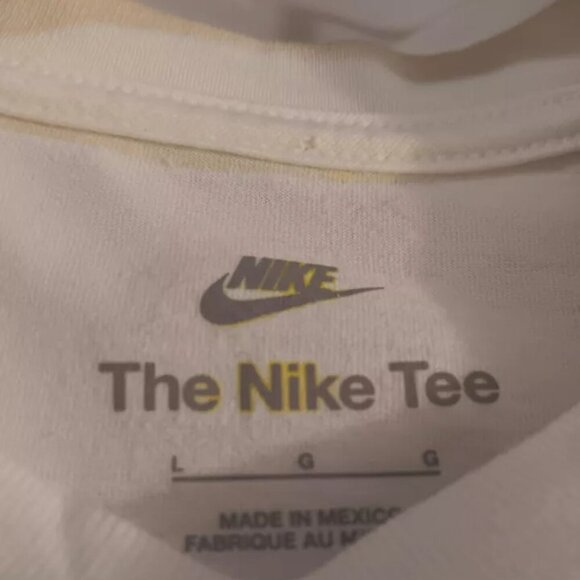 Nike Big Boys' Sportswear Swoosh Jr. High Gel Tee Sz Small - Picture 8 of 8